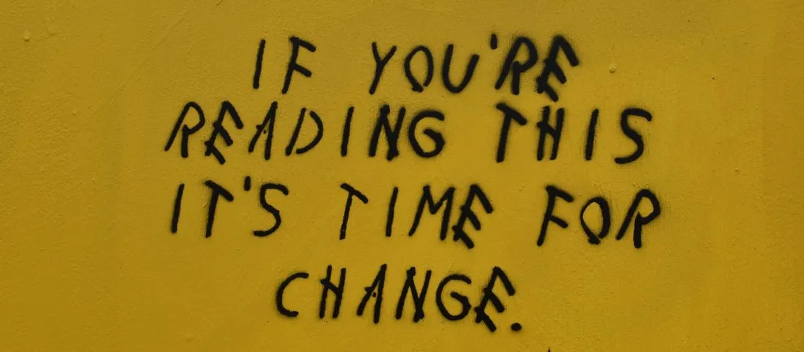 hay-s-YXg0VPwLwnM-unsplash